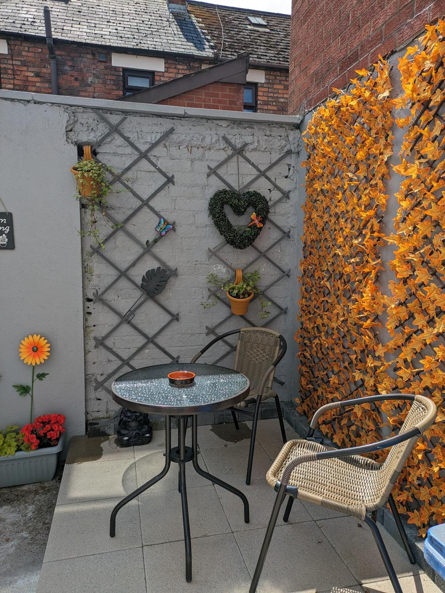 Maire Toireasa - Cosy Refurbished Property In The Gaeltacht Quarter เบลฟาสต์ ห้อง รูปภาพ